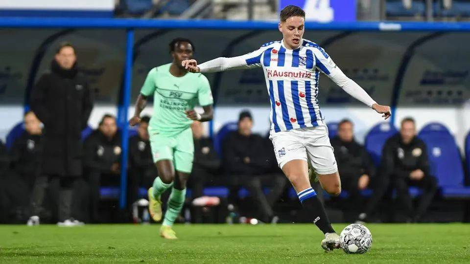 再度拉开帷 再度拉开帷