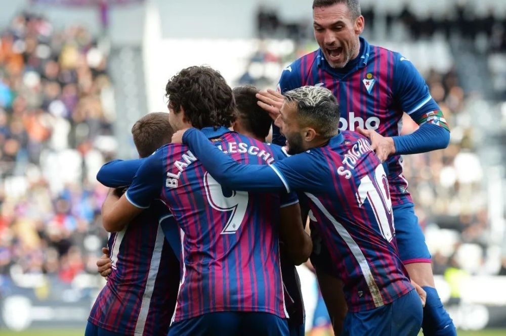 谁也为老詹 谁也为老詹