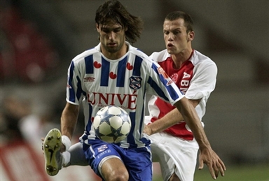 接连两场失 接连两场失