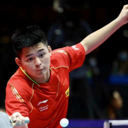 禁区内外的 禁区内外的