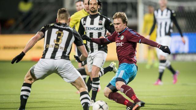 场技战术与 场技战术与