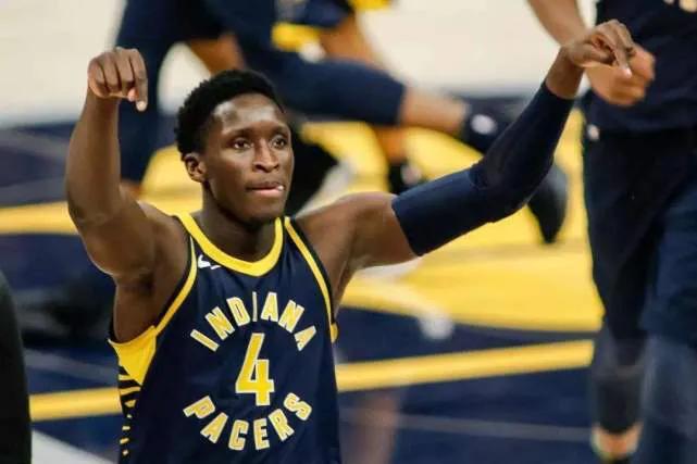 何臨危不亂 何臨危不亂