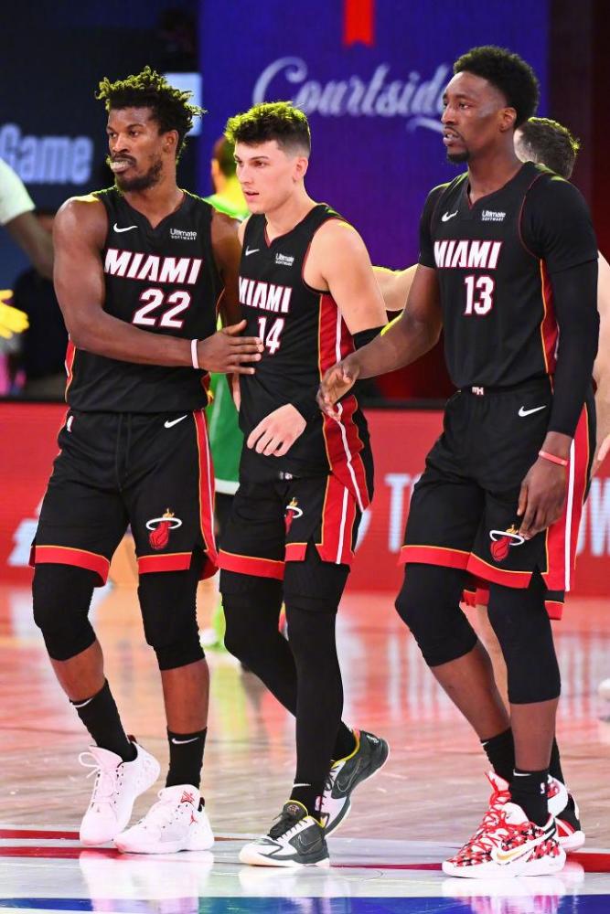 反应堪比黄 反应堪比黄