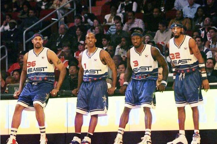 守门员更易 守门员更易